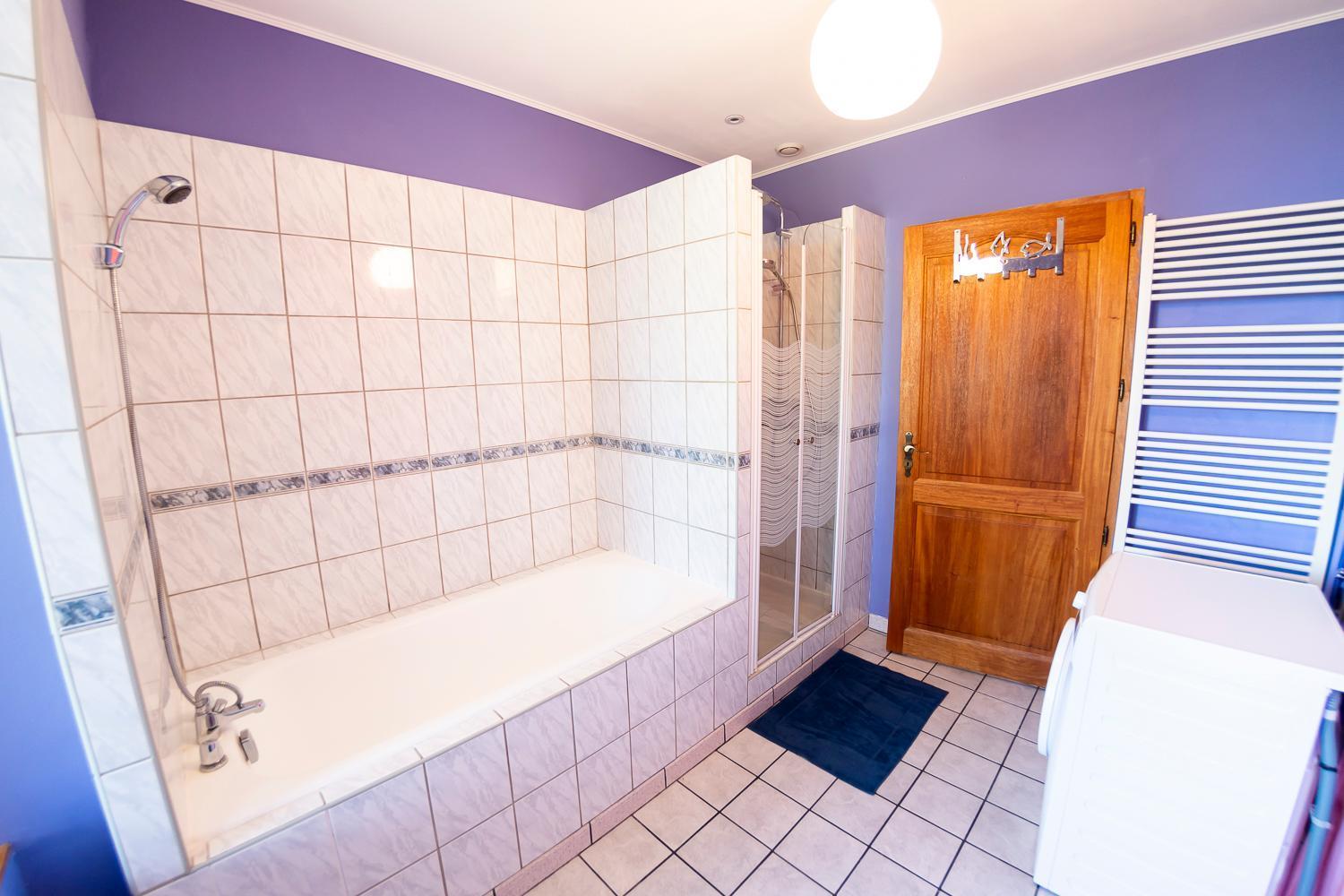 L'Enchantraine - Gite Tout Confort Et Tarif Tout Inclus - Appartement Spacieux Et Accueillant Sur Épinal Eksteriør billede