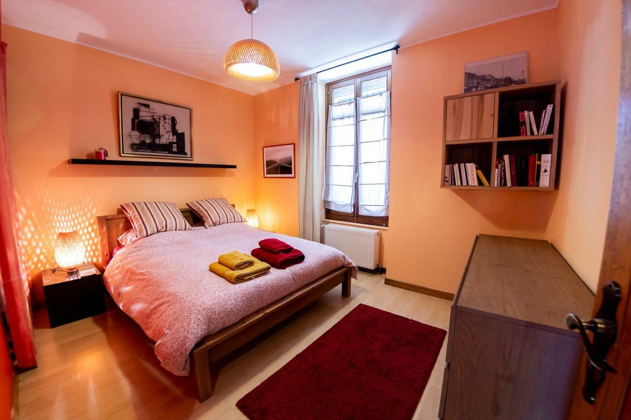 L'Enchantraine - Gite Tout Confort Et Tarif Tout Inclus - Appartement Spacieux Et Accueillant Sur Épinal Eksteriør billede