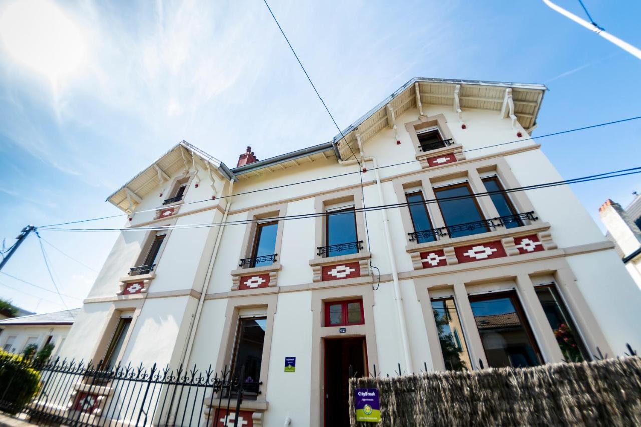 L'Enchantraine - Gite Tout Confort Et Tarif Tout Inclus - Appartement Spacieux Et Accueillant Sur Épinal Eksteriør billede